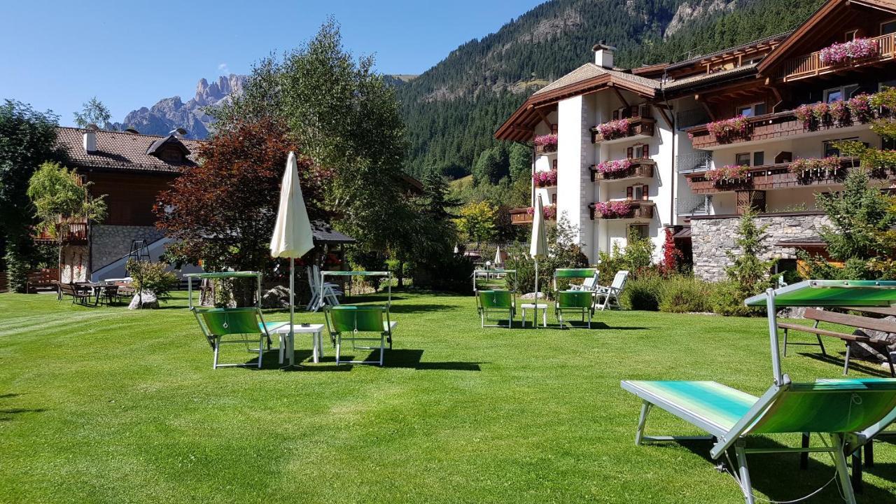 Hotel Gran Paradis Campitello di Fassa Bagian luar foto