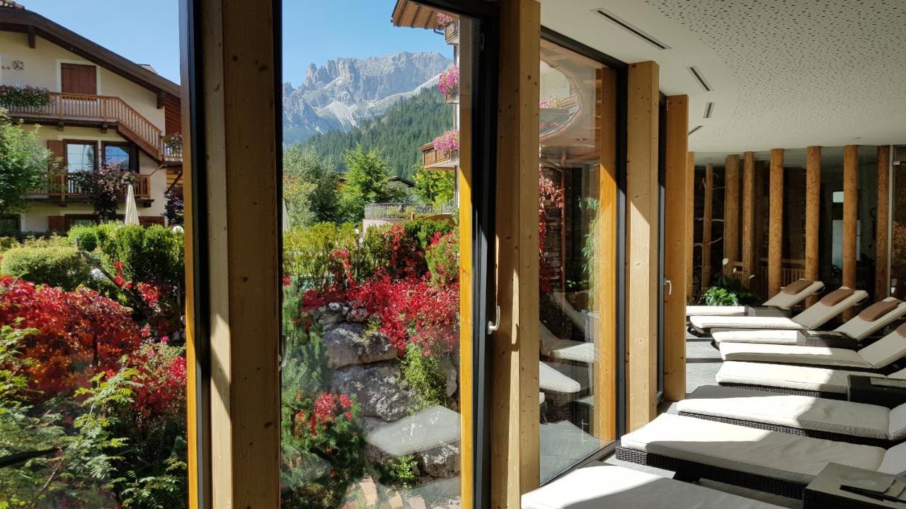 Hotel Gran Paradis Campitello di Fassa Bagian luar foto