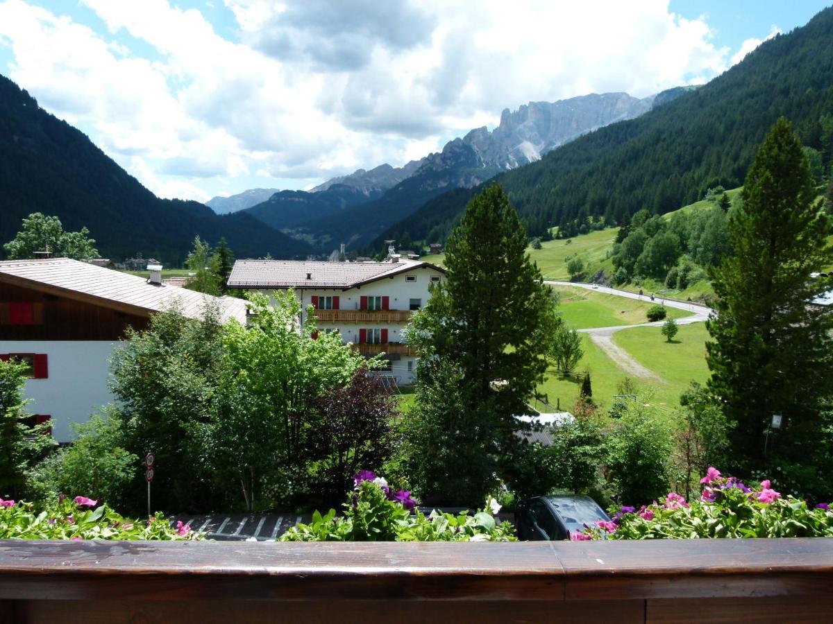 Hotel Gran Paradis Campitello di Fassa Bagian luar foto